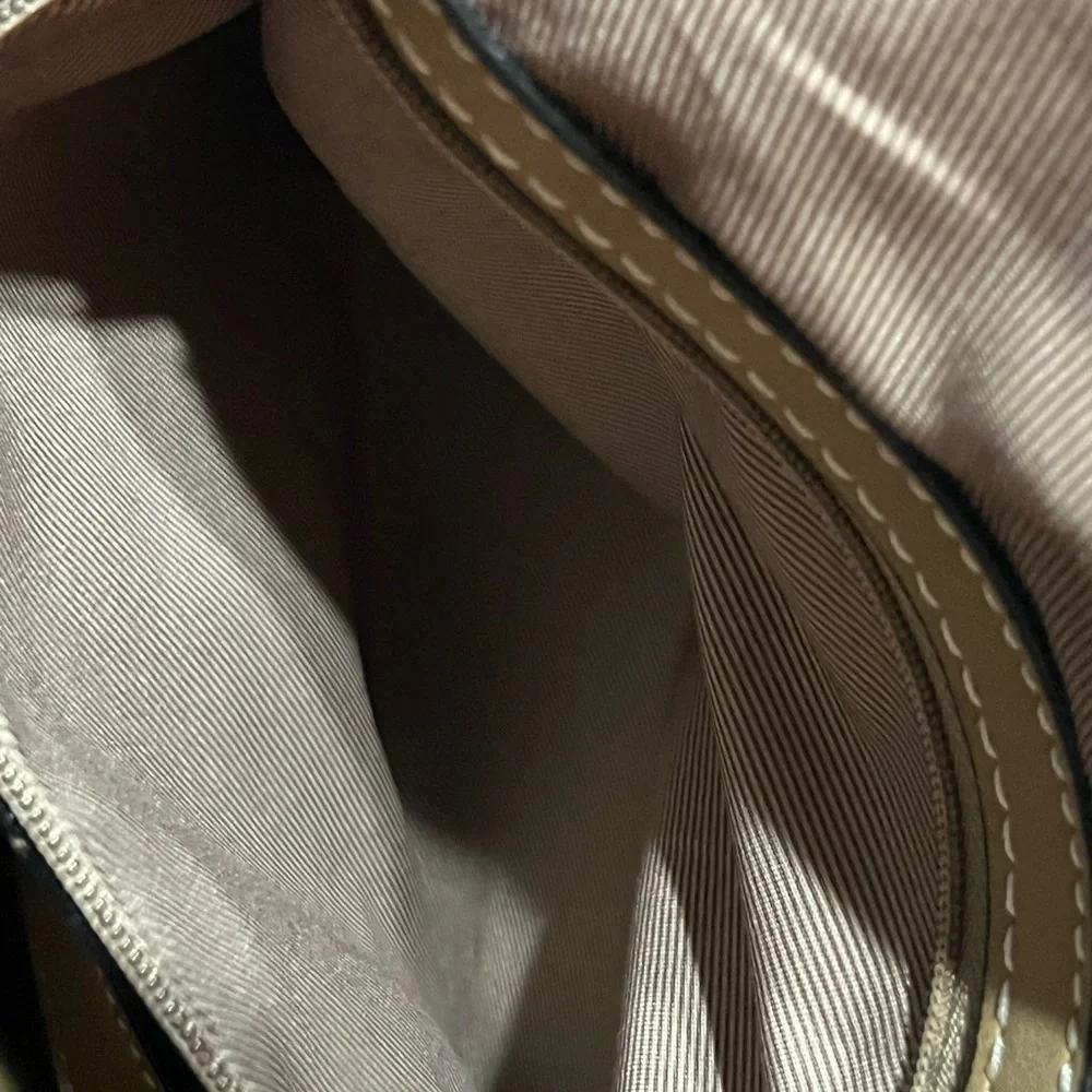 London Fog Classic Tan Laptop Bag